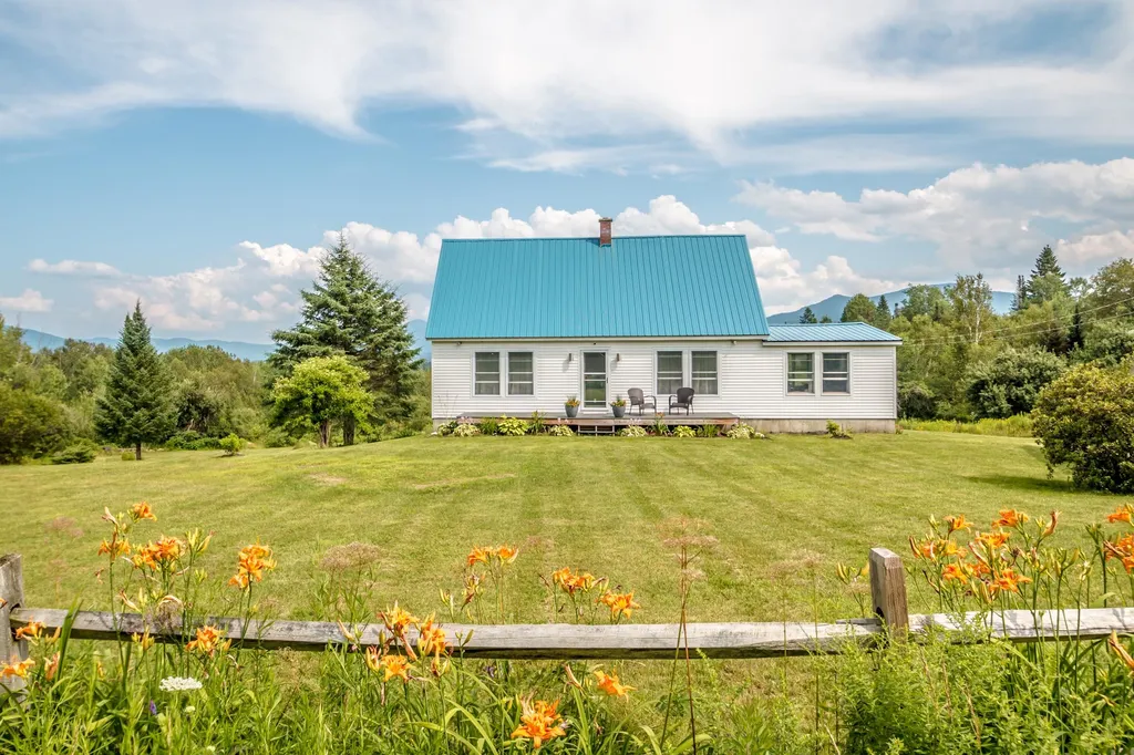 642 Jefferson Road Whitefield NH 03598