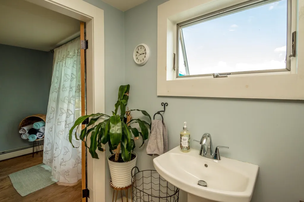 642 Jefferson Road Whitefield NH 03598