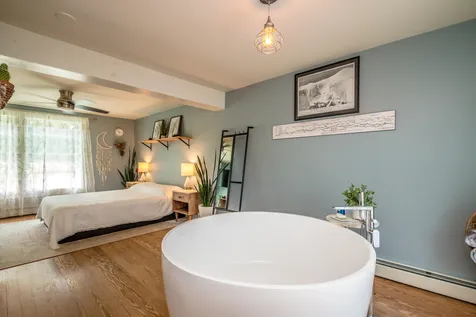 642 Jefferson Road Whitefield NH 03598