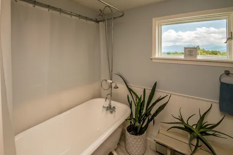 642 Jefferson Road Whitefield NH 03598