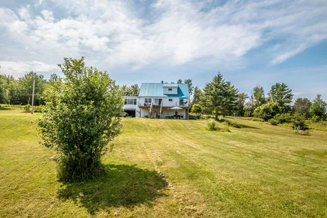 642 Jefferson Road Whitefield NH 03598