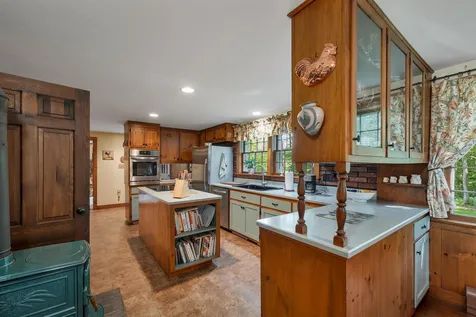 125 Lee Road Moultonborough NH 03254