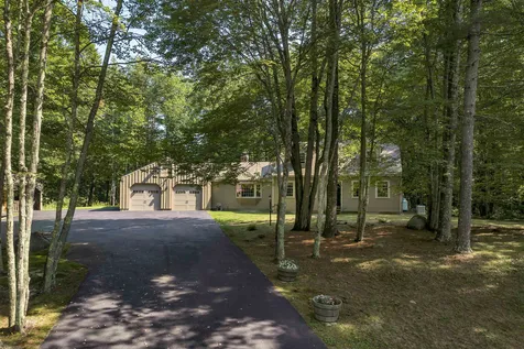 125 Lee Road Moultonborough NH 03254