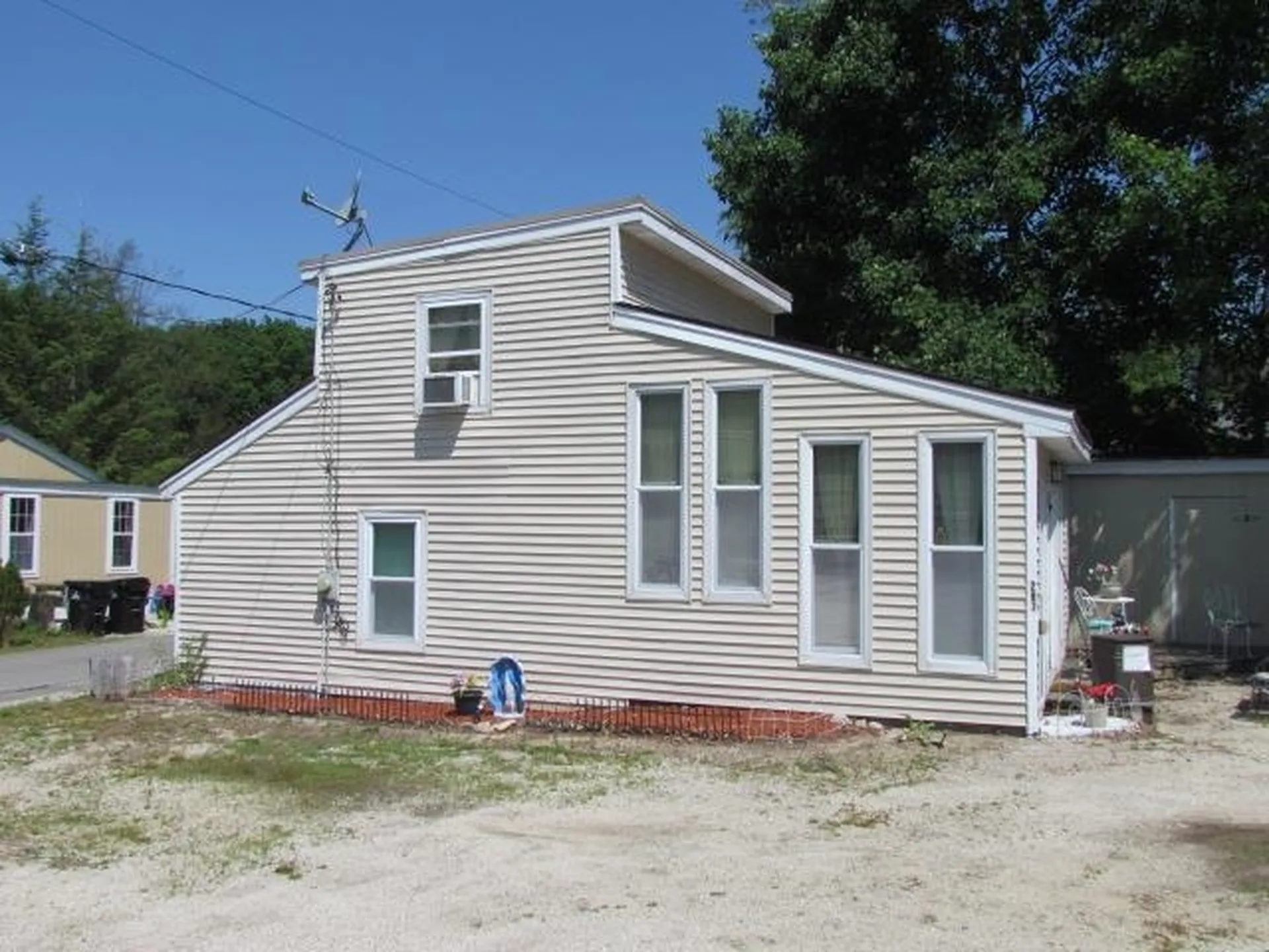 207 Chases Grove Road Derry NH 03038