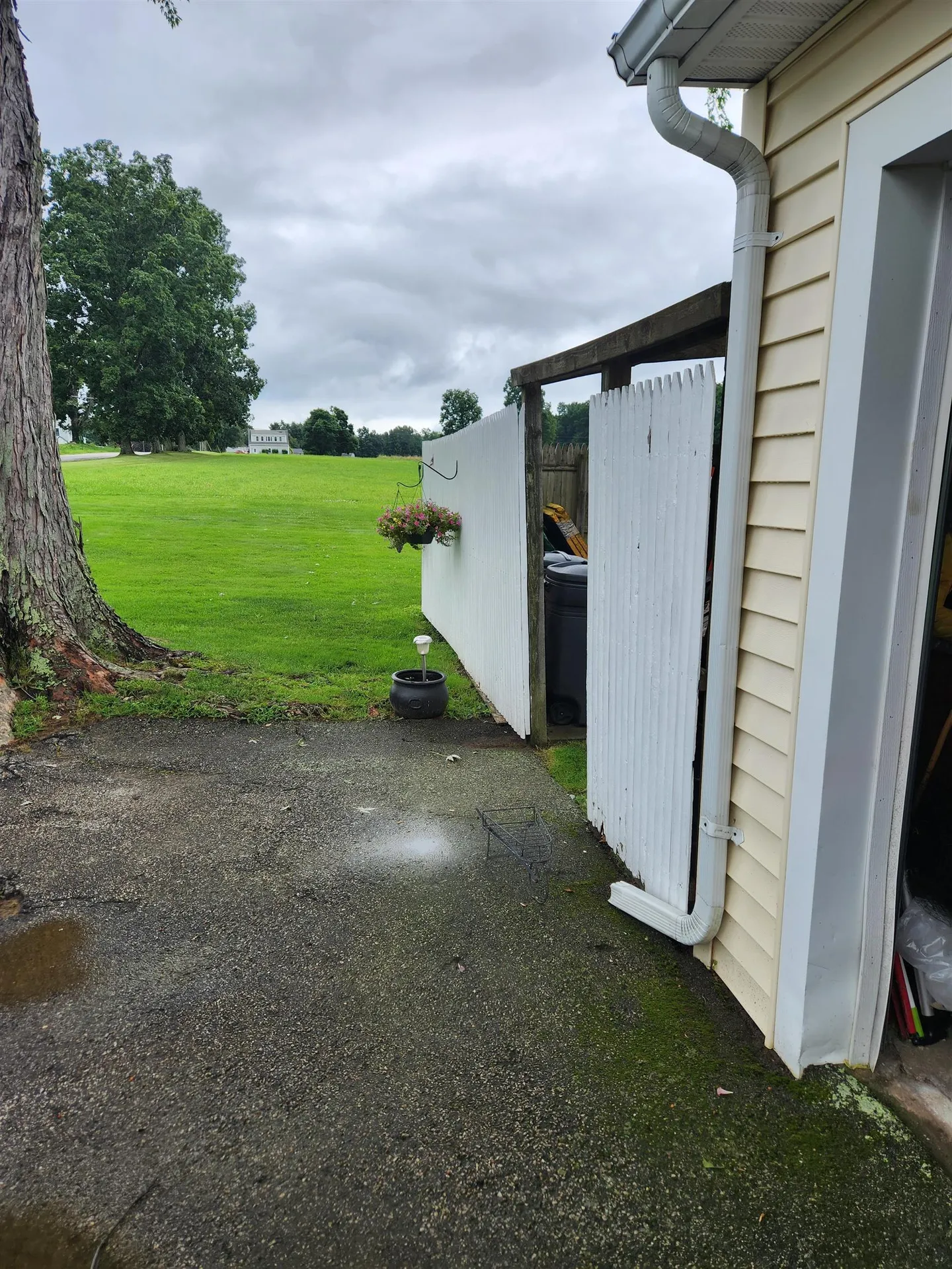 112 South Road Brentwood NH 03833