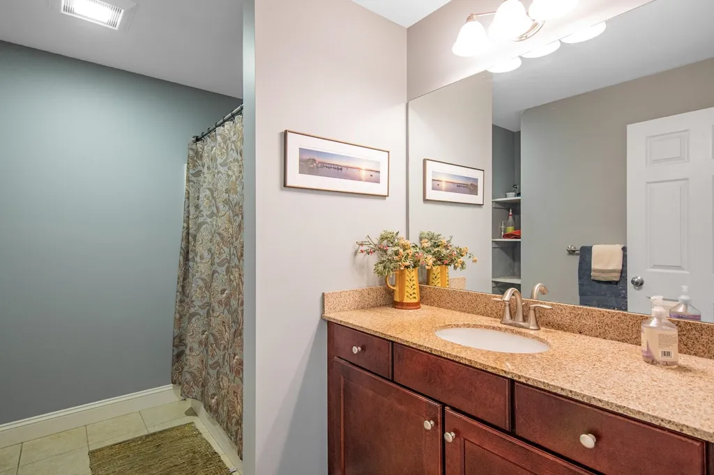 43 Ketcham Drive Essex VT 05452