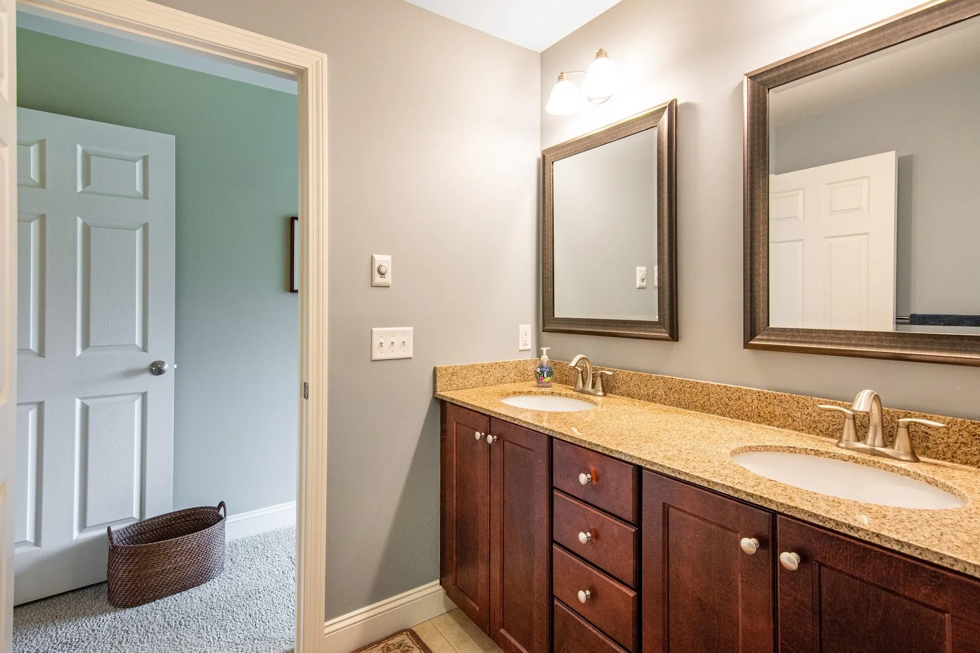 43 Ketcham Drive Essex VT 05452