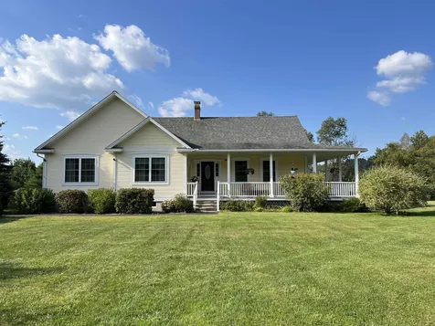 51 Deer Run Lane Lyndon VT 05851