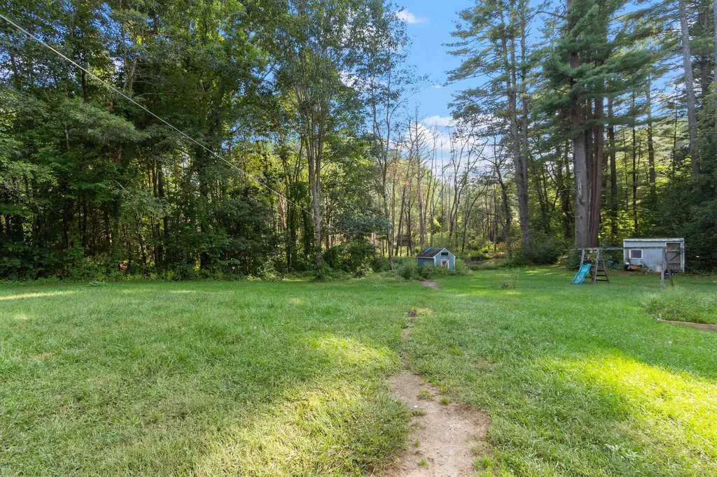 99 Hobbs Road Pelham NH 03076
