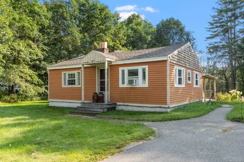 99 Hobbs Road Pelham NH 03076