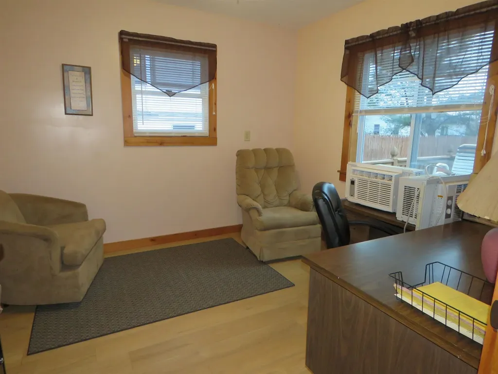 33 Oak Street Newport City VT 05855