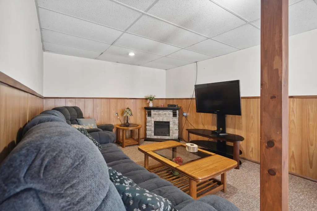 24 Bennett Way Newmarket NH 03857