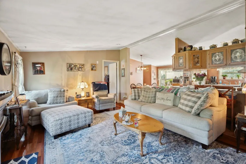 24 Bennett Way Newmarket NH 03857