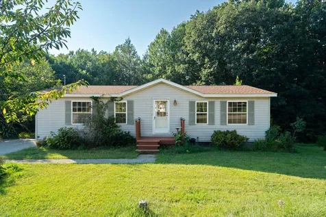 24 Bennett Way Newmarket NH 03857