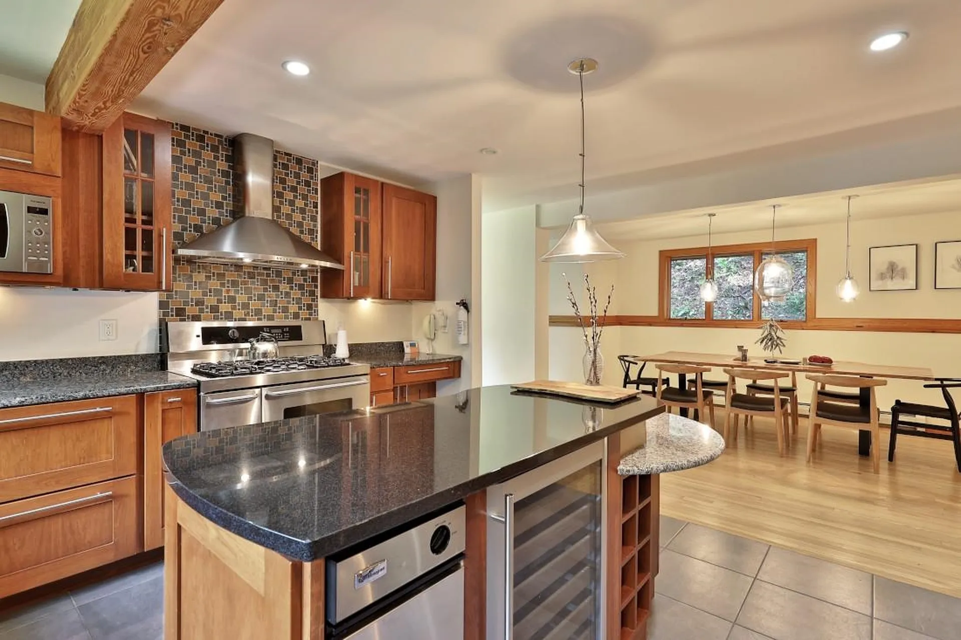 1981 River Road Killington VT 05751