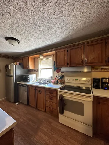 2 Harbourt Drive Winchester NH 03470