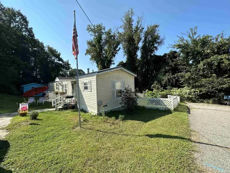 2 Harbourt Drive Winchester NH 03470