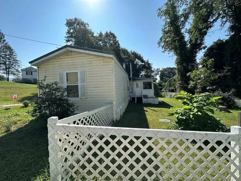 2 Harbourt Drive Winchester NH 03470