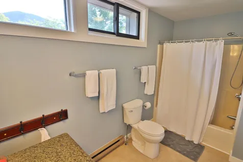 4 Moose Lane Lincoln NH 03251
