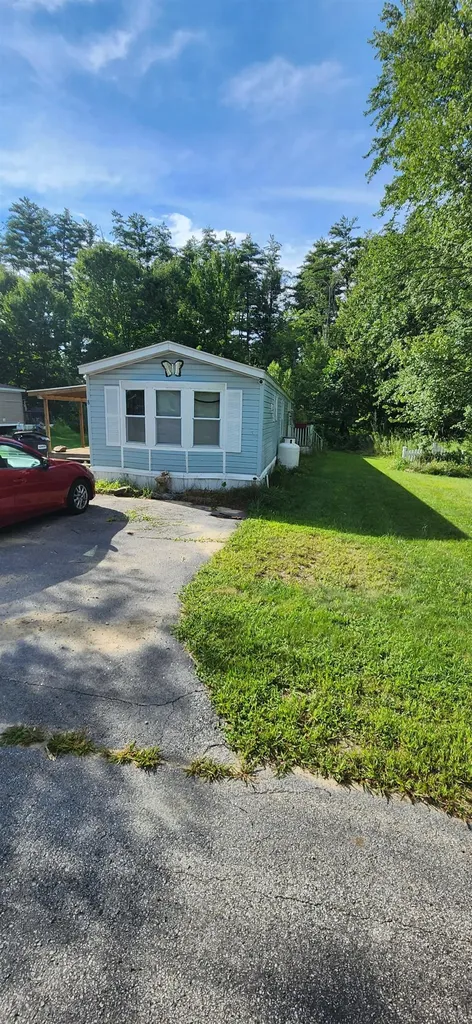 8 Mark Drive Allenstown NH 03275