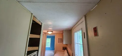 8 Mark Drive Allenstown NH 03275