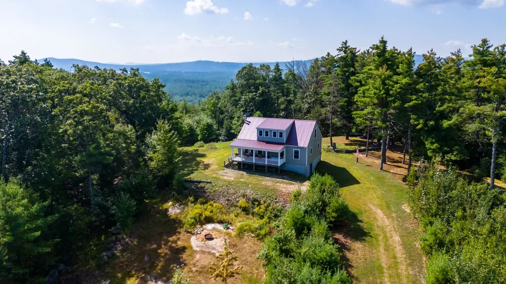 142 Snow Road Effingham NH 03882