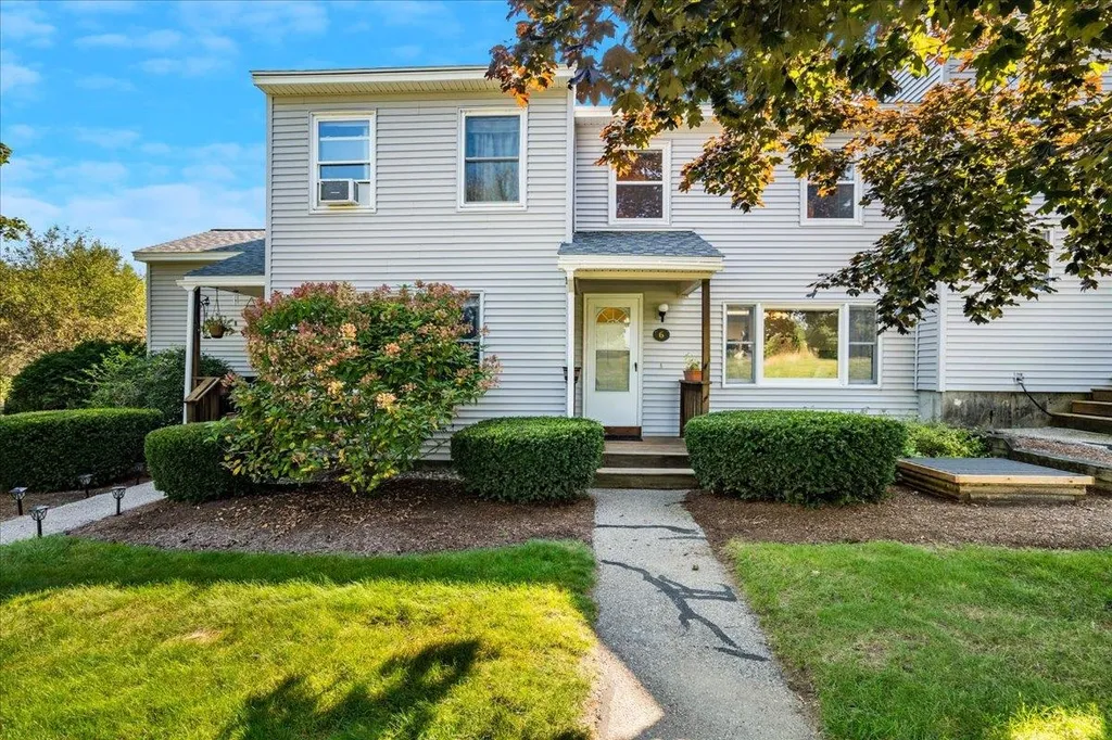 6 Fieldstone Estate Newmarket NH 03857