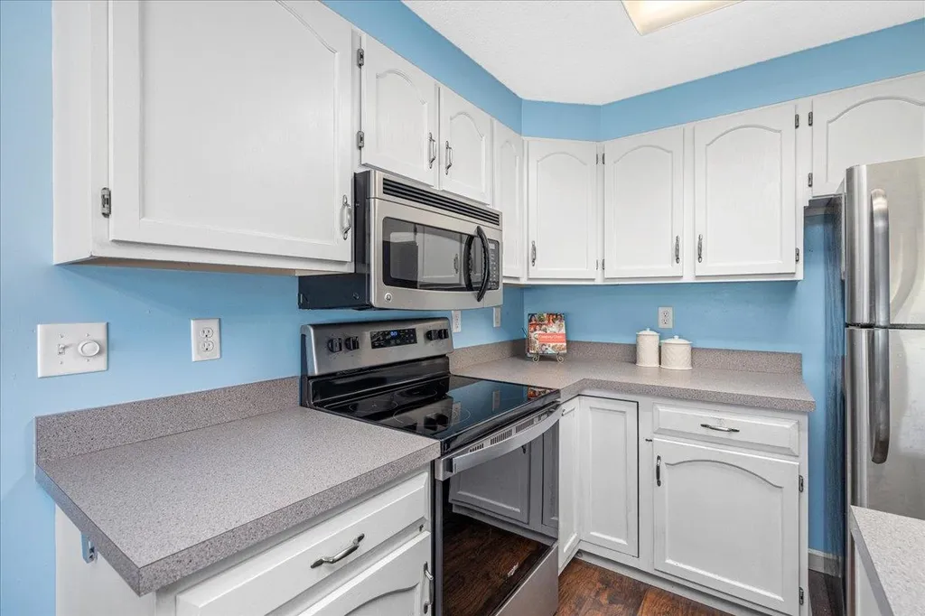 6 Fieldstone Estate Newmarket NH 03857