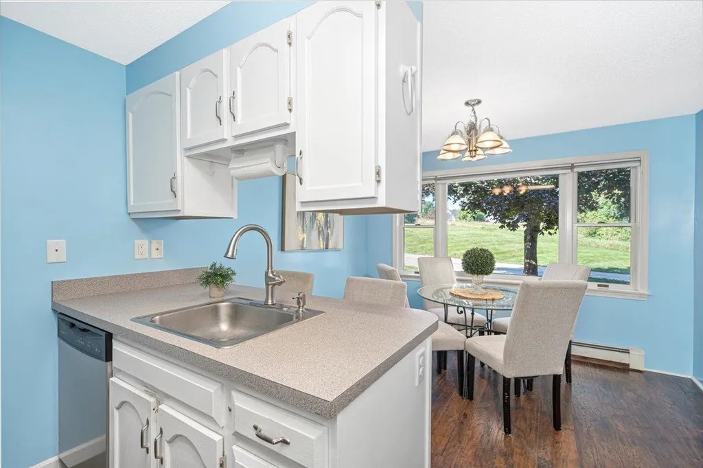 6 Fieldstone Estate Newmarket NH 03857