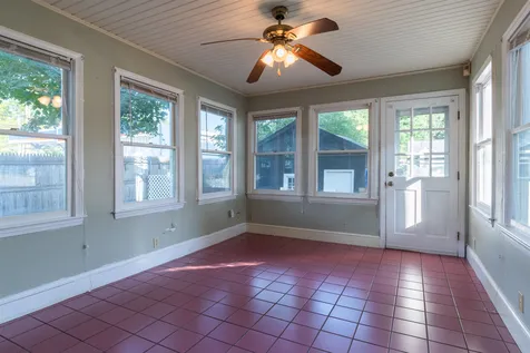 2 Bennett Street Nashua NH 03064