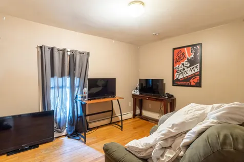 2 Bennett Street Nashua NH 03064