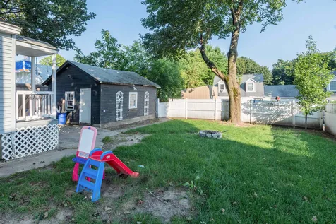 2 Bennett Street Nashua NH 03064