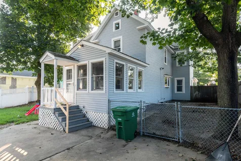 2 Bennett Street Nashua NH 03064