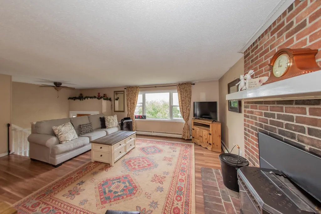 9 Devonshire Road Atkinson NH 03811