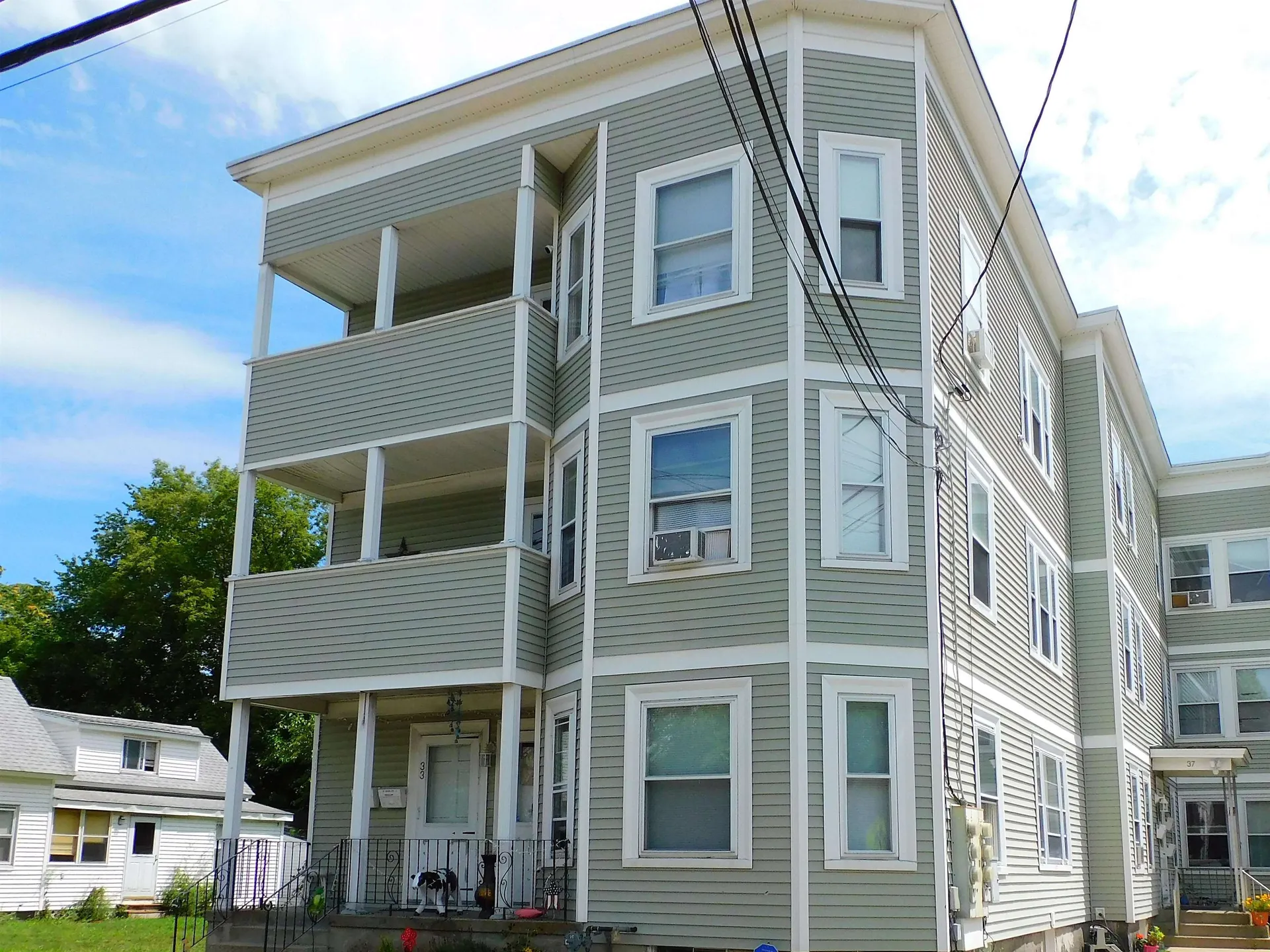 33-35 Brown Avenue Manchester NH 03101
