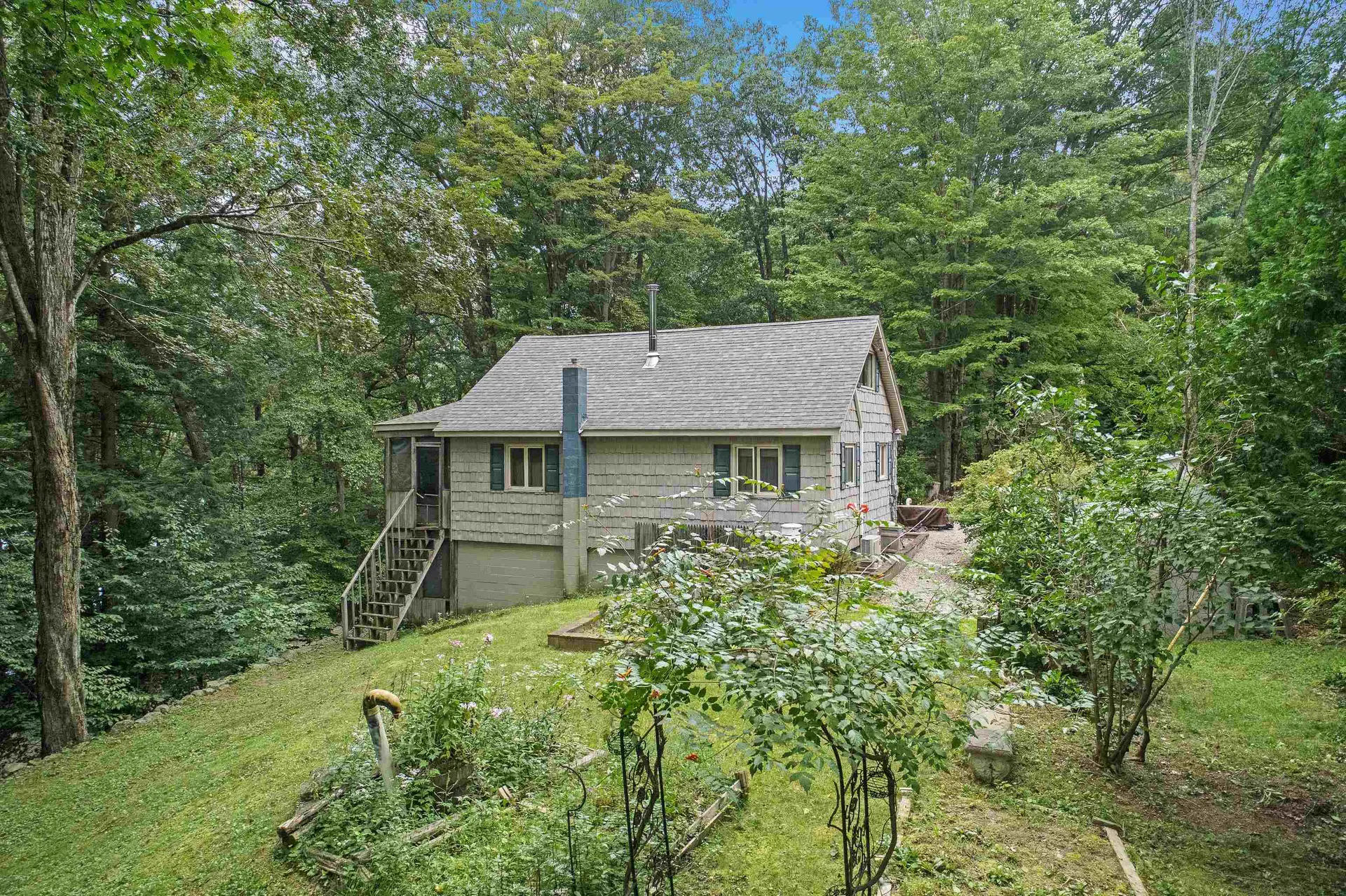 17 Hemlock Street Hillsborough NH 03244