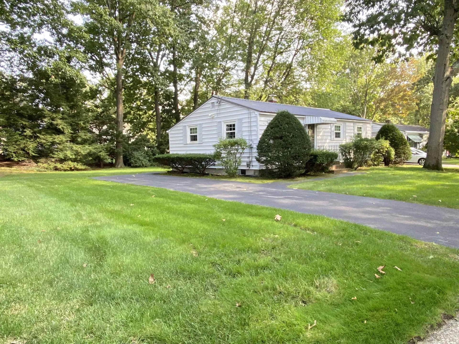 467 Normand Street Manchester NH 03109