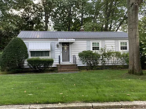 467 Normand Street Manchester NH 03109