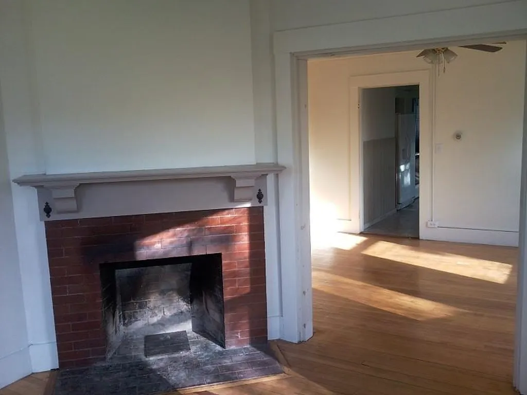 29 Court Street Newport NH 03773