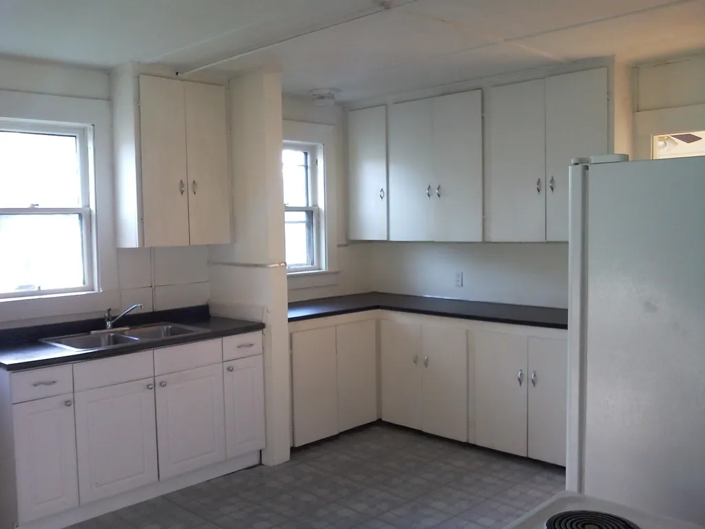 29 Court Street Newport NH 03773