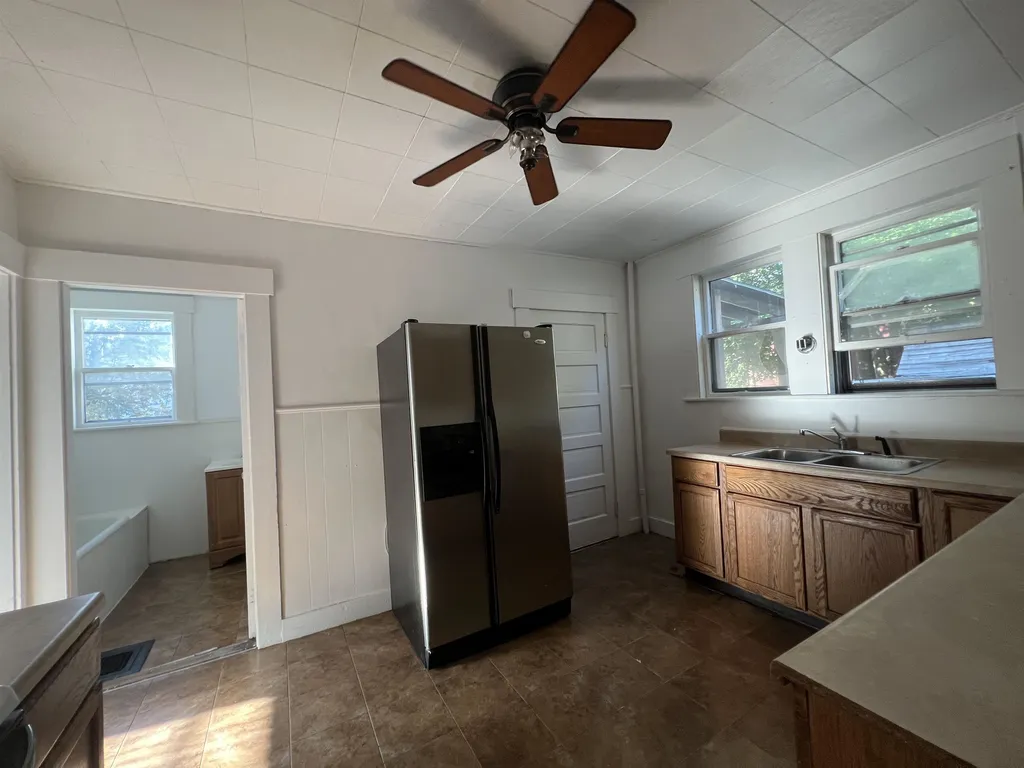 29 Court Street Newport NH 03773