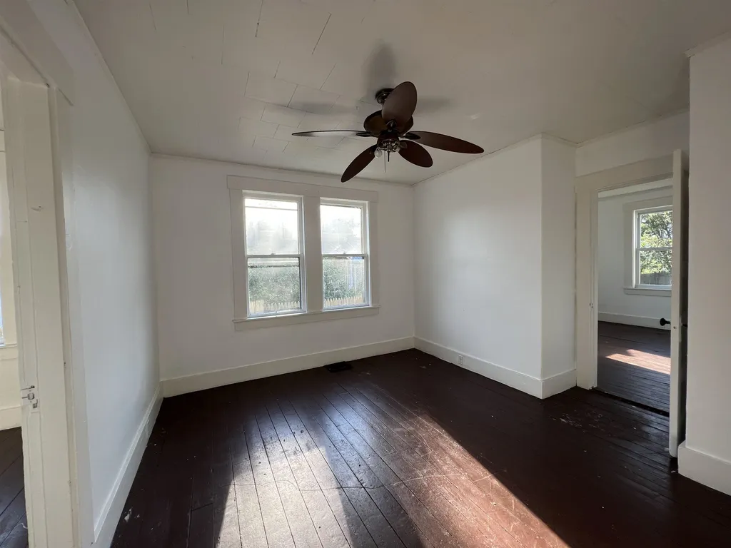 29 Court Street Newport NH 03773