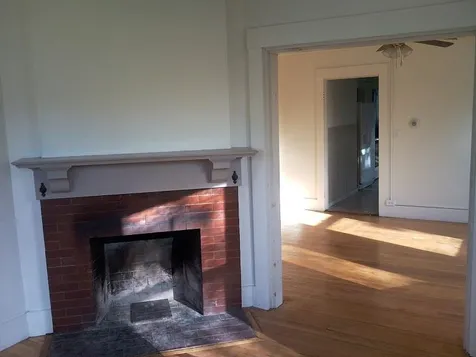 29 Court Street Newport NH 03773