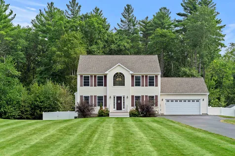 14 Hamel Circle Litchfield NH 03052