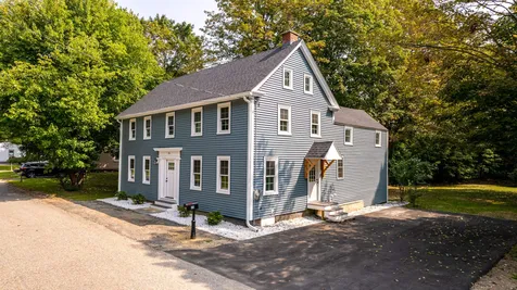 15 Railroad Avenue Newfields NH 03856
