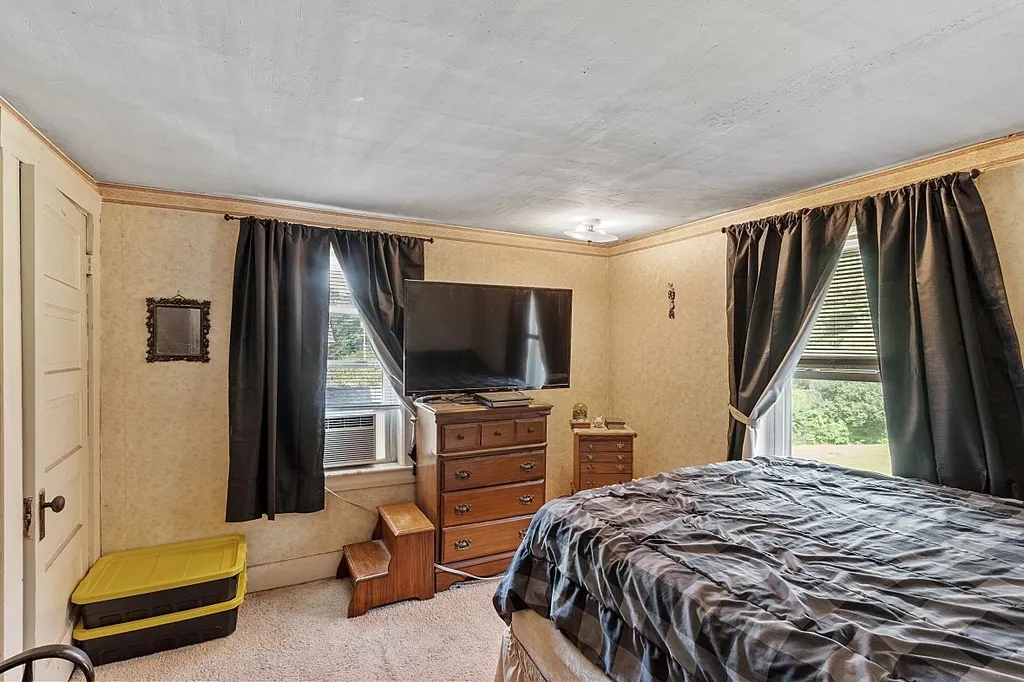 9 Westville Road Plaistow NH 03865