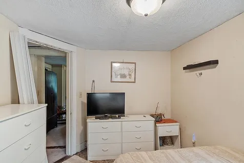 9 Westville Road Plaistow NH 03865