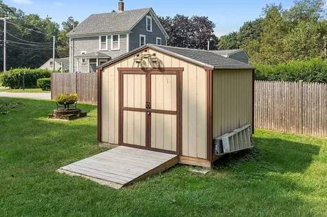 9 Westville Road Plaistow NH 03865