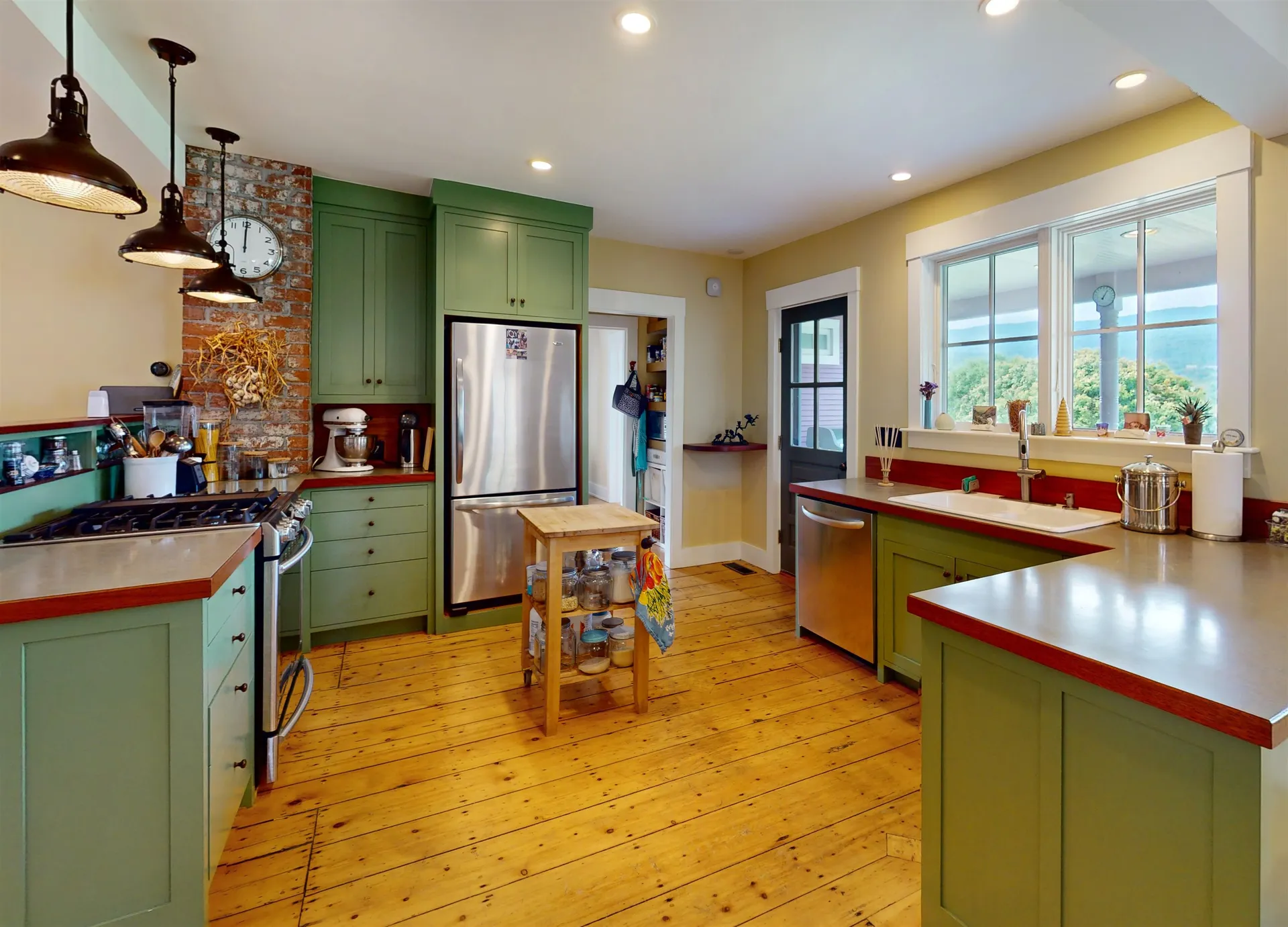 485 Quaker Street Lincoln VT 05443