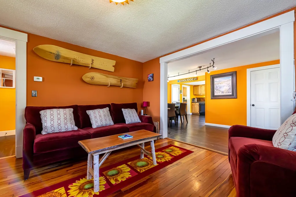 21 Coolidge Street Lincoln NH 03251